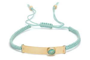 
            
                Load image into Gallery viewer, Emerald Skye Opal Bracelet
            
        
