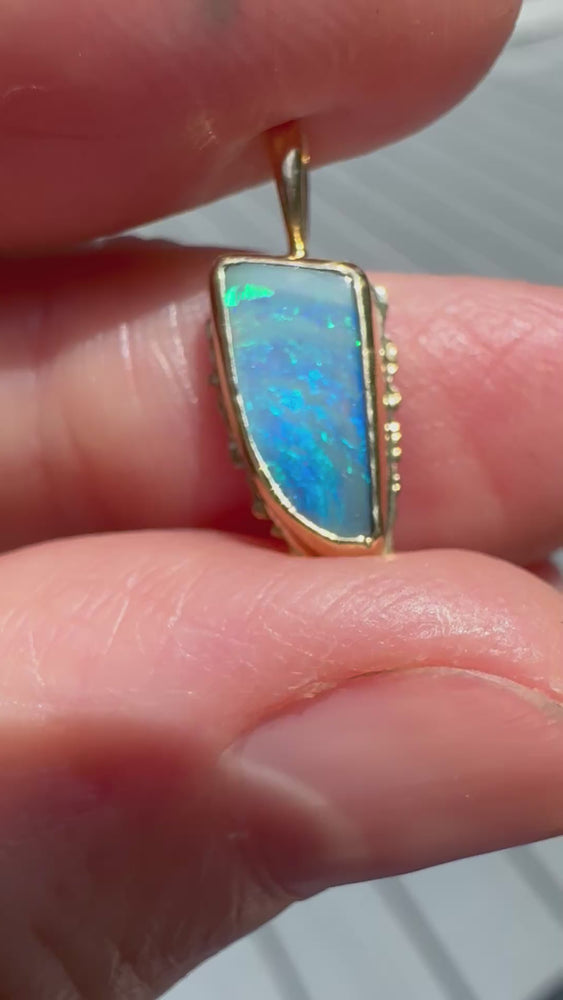 
            
                Load and play video in Gallery viewer, Fin Opal Necklace
            
        