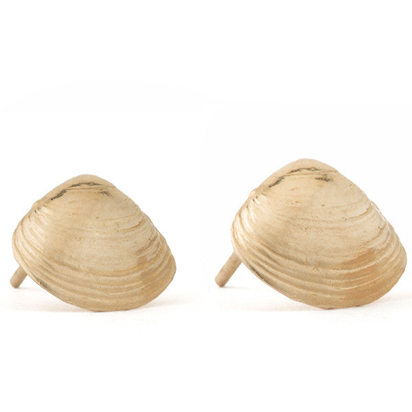 
            
                Load image into Gallery viewer, Tideline Studs - Clam Shell
            
        