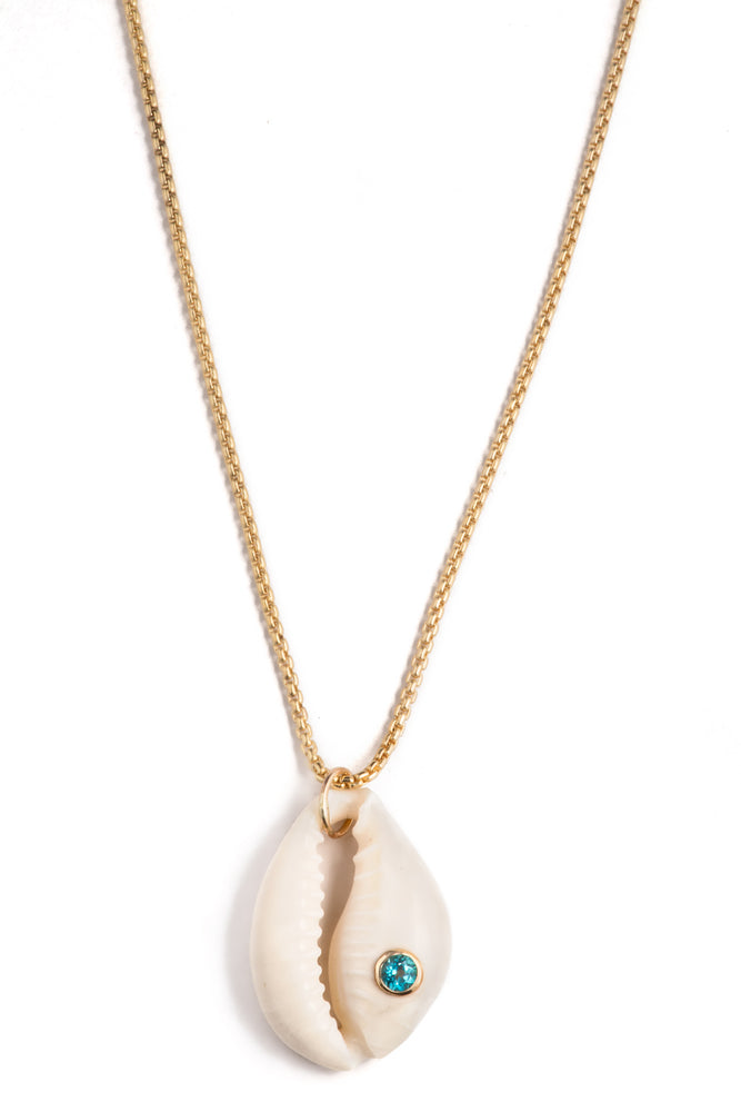 
            
                Load image into Gallery viewer, Cowrie Pendant
            
        