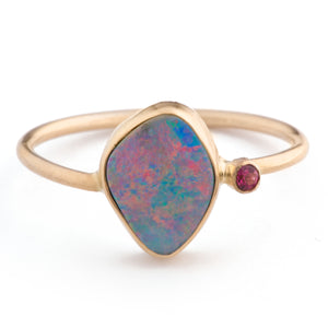 
            
                Load image into Gallery viewer, Meridien Opal &amp;amp; Gemstone Band
            
        